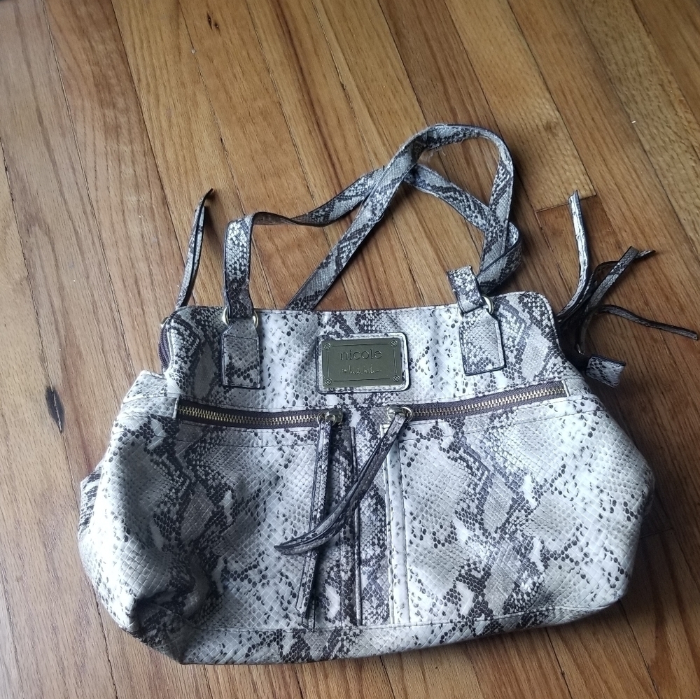 NICOLE Faux Snake Skin Shoulder Bag